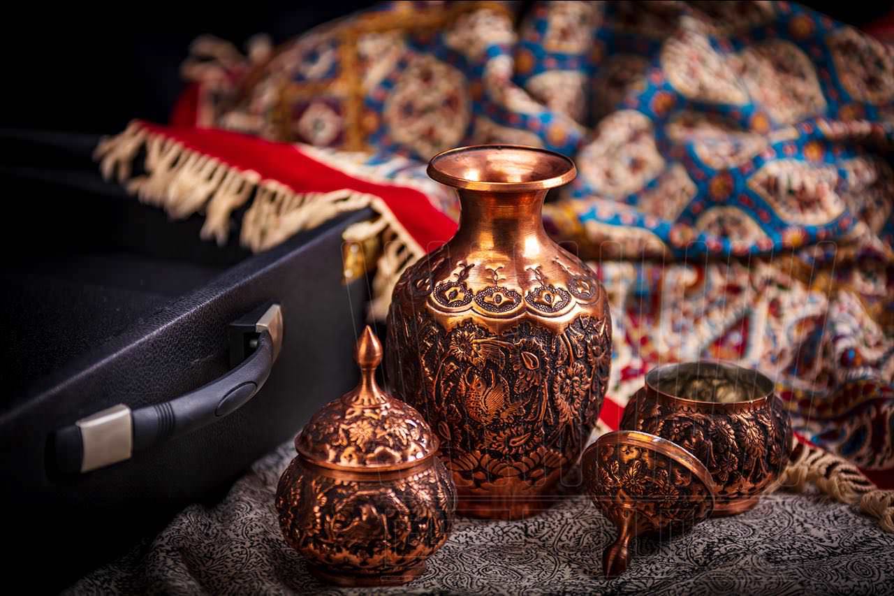 Ghalamzani engraving handicraft